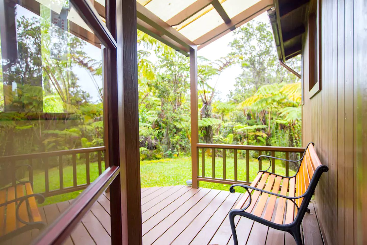 Intimate and Secluded Rainforest Retreat near Volcanoes National Park, Hawaii