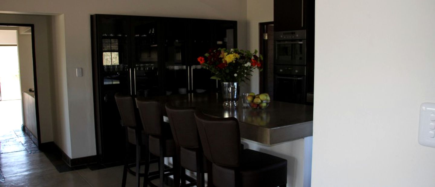 Spacious Luxurious Villa with Private Outdoor Pool near Hoedspruit, South Africa