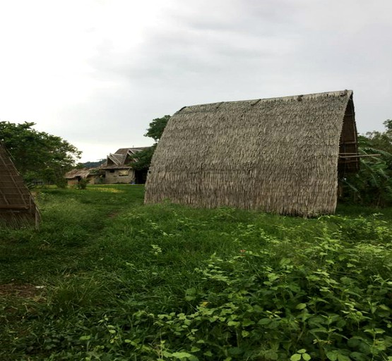 Huts (El Nido, Luzon, Philippines)