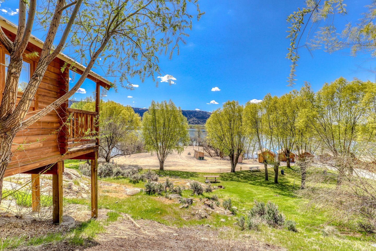 Vacation Cabin Electric City, Washington Glamping Hub