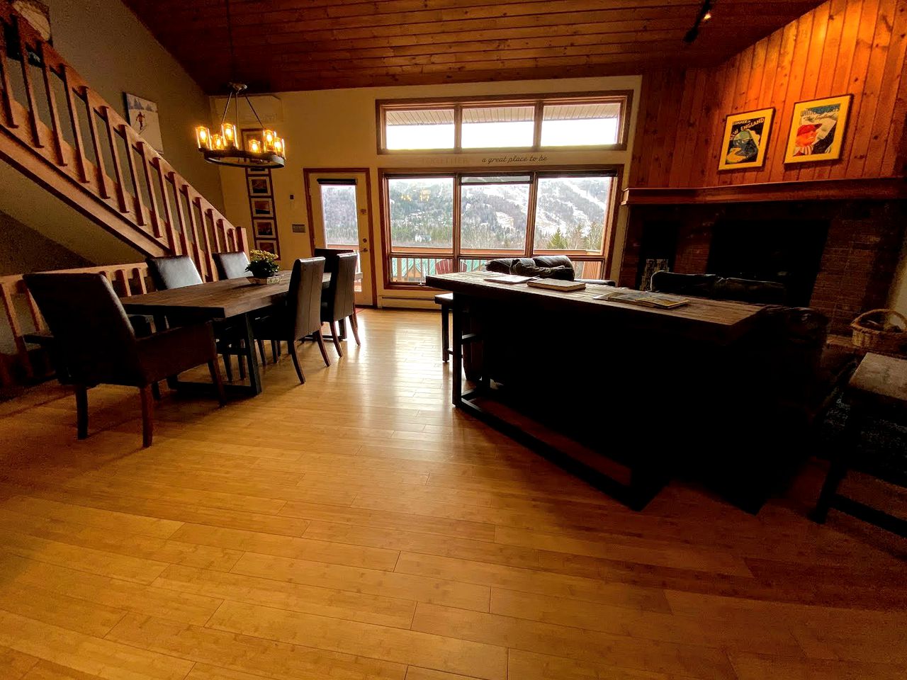 Bright Mount Washington Cabin for a Vacation in New Hampshire