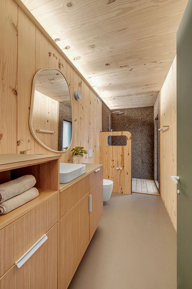 Serene Modern Tiny Home with Fiery Gizzard Reservoir Views Near Tracy City | Tennessee