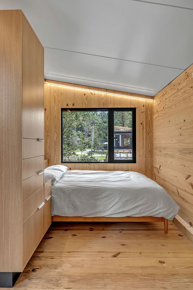 Serene Modern Tiny Home with Fiery Gizzard Reservoir Views Near Tracy City | Tennessee