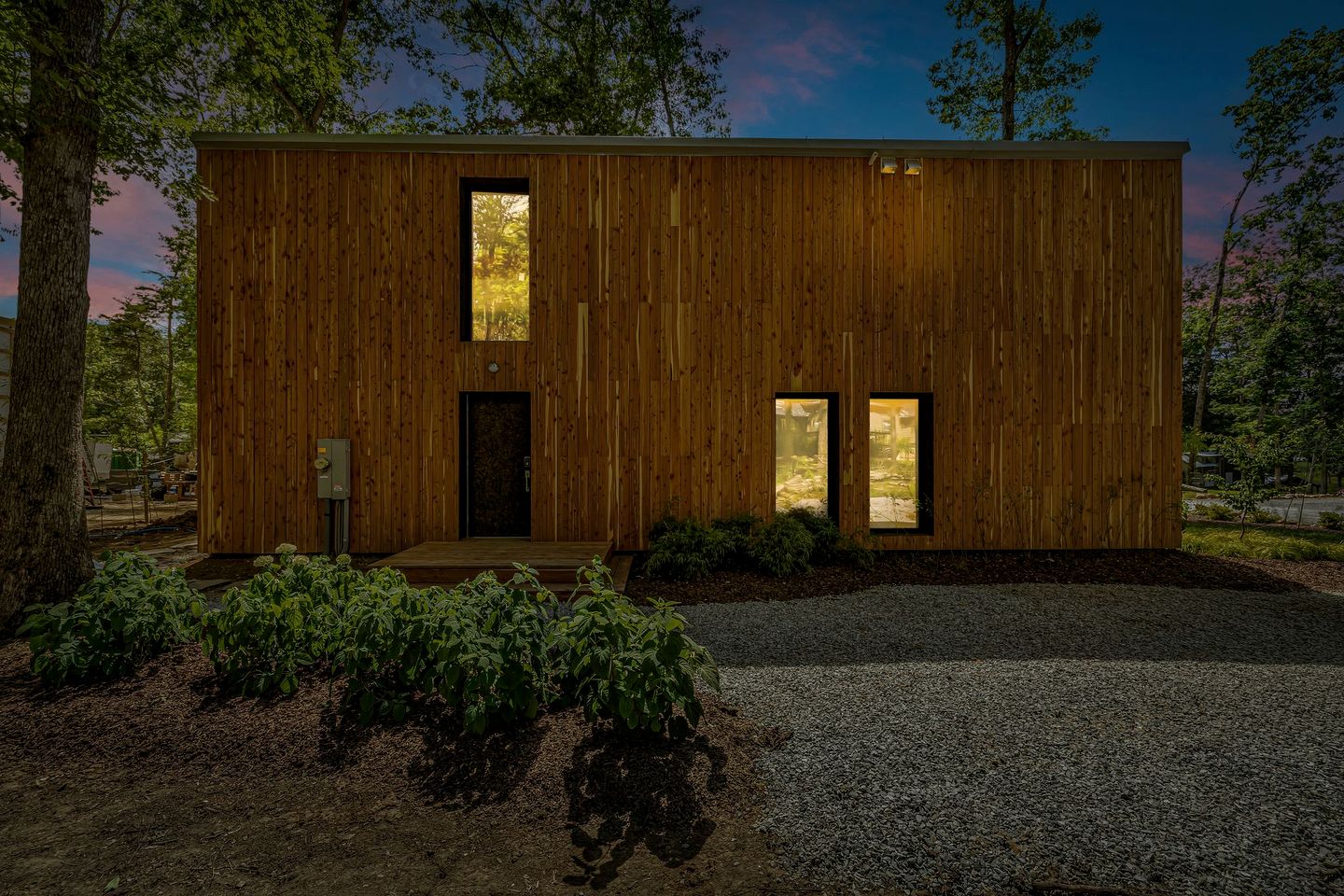 Serene Modern Tiny Home with Fiery Gizzard Reservoir Views Near Tracy City | Tennessee