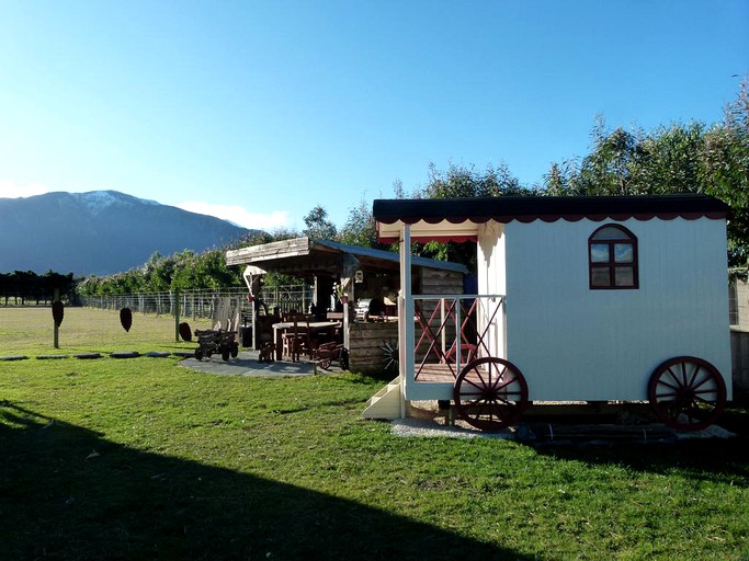 Cabooses (Kaikoura, South Island, New Zealand)