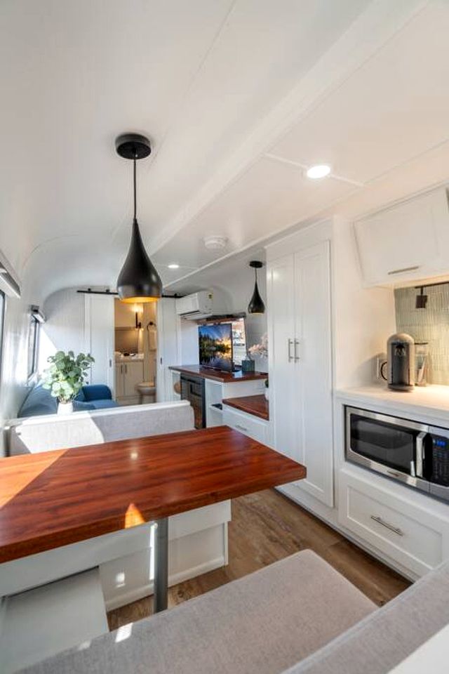 Downtown Prescott AZ Airstream Stay Near Whiskey Row with Outdoor Amenities