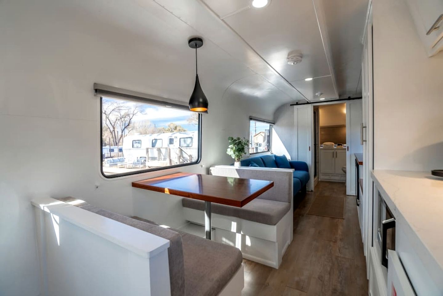 Downtown Prescott AZ Airstream Stay Near Whiskey Row with Outdoor Amenities