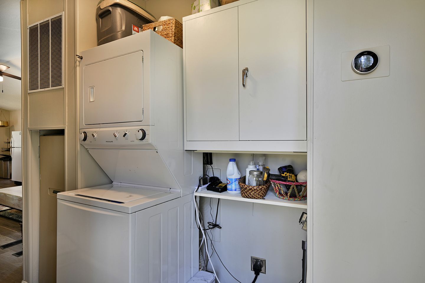 Cozy Cabin Escape with Pond, Creek & Firepit in Mount Shasta, California