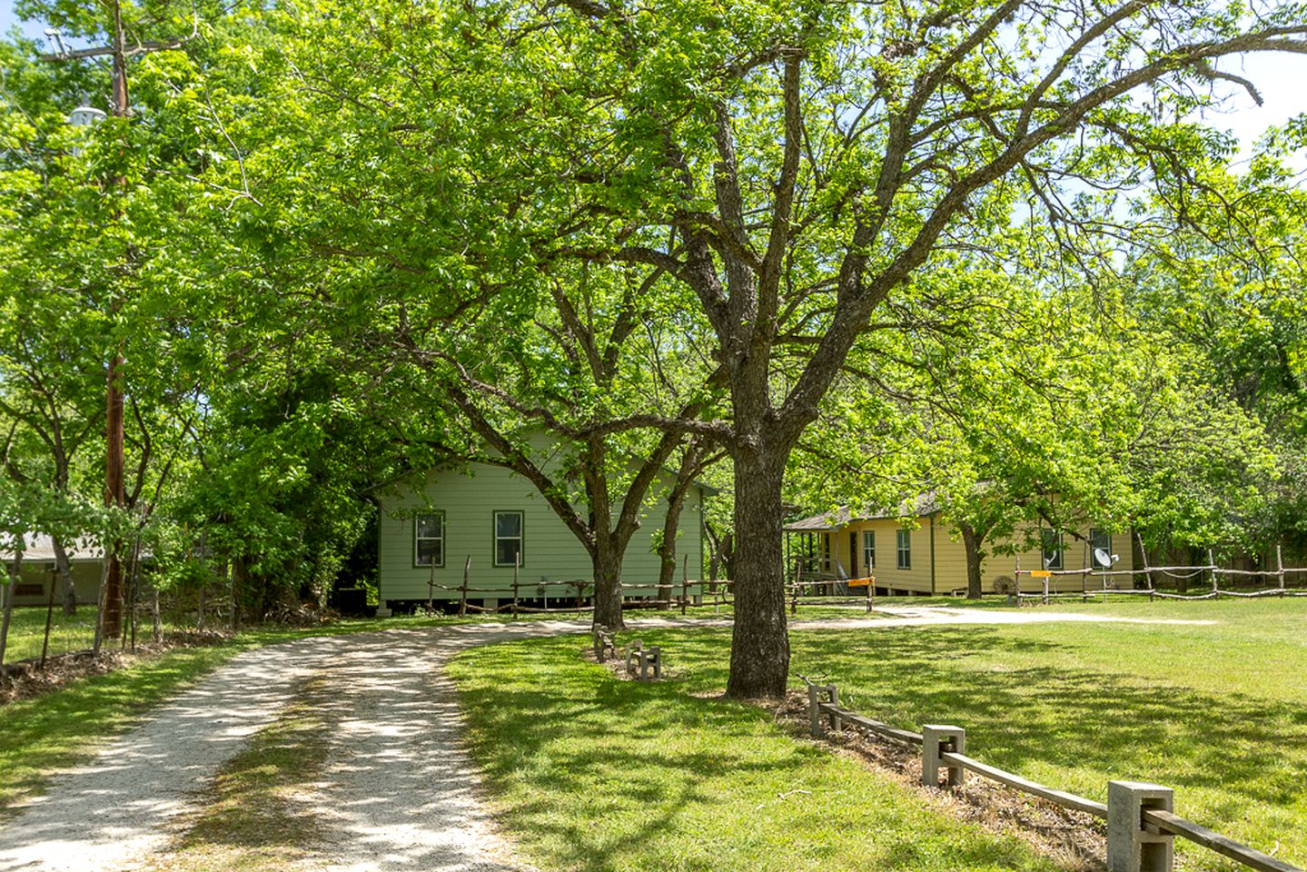 Riverside Glamping Adventure for Families in Canyon Lake, Texas