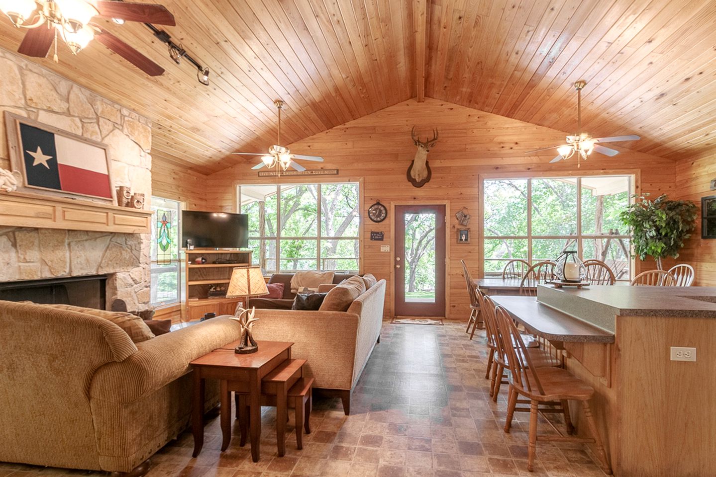 Riverside Glamping Adventure for Families in Canyon Lake, Texas