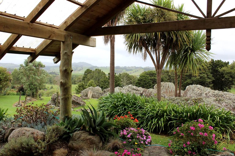 Cottages (Ruatangata West, North Island, New Zealand)