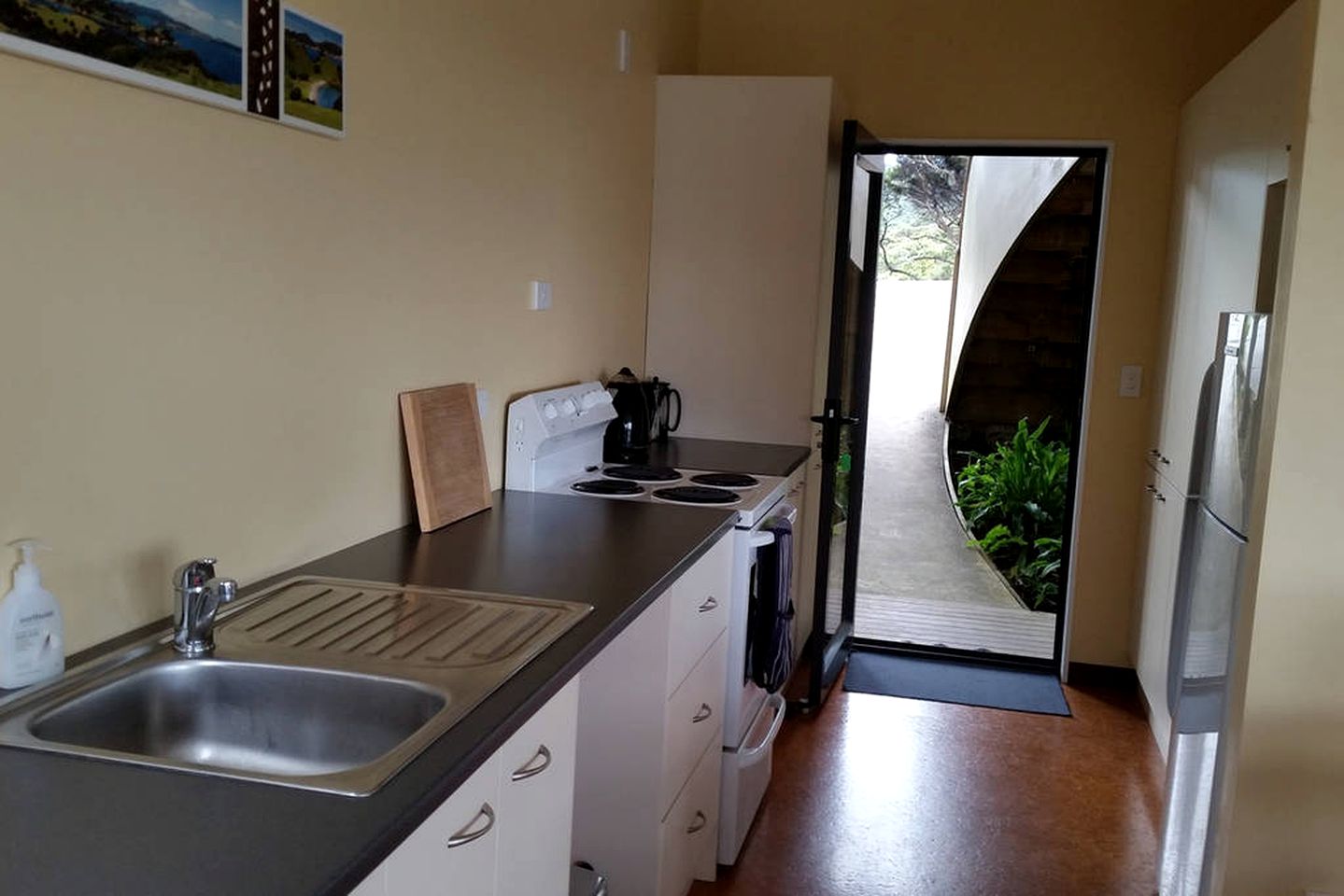 Secluded Beach Cabin near the Bay of Islands, New Zealand