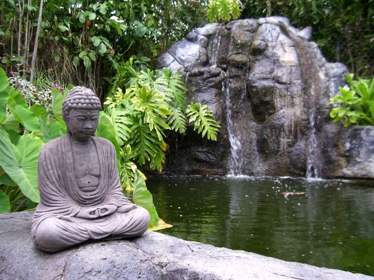 Stunning Vacation Rental with a Hot Tub near Waimanalo Beach, Hawaii