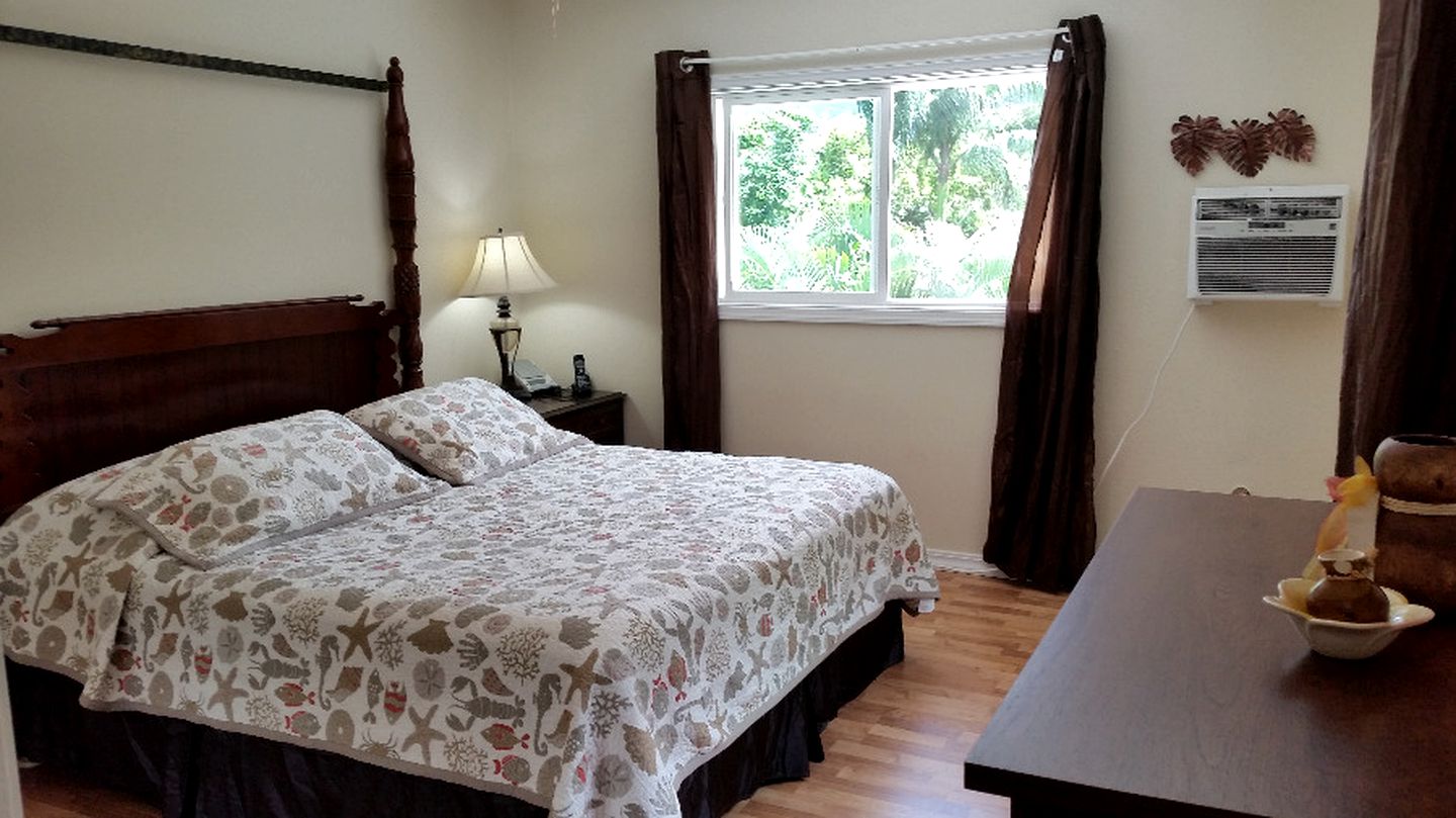Family-Friendly Staycation with Mountain Views in Kailua, Hawaii