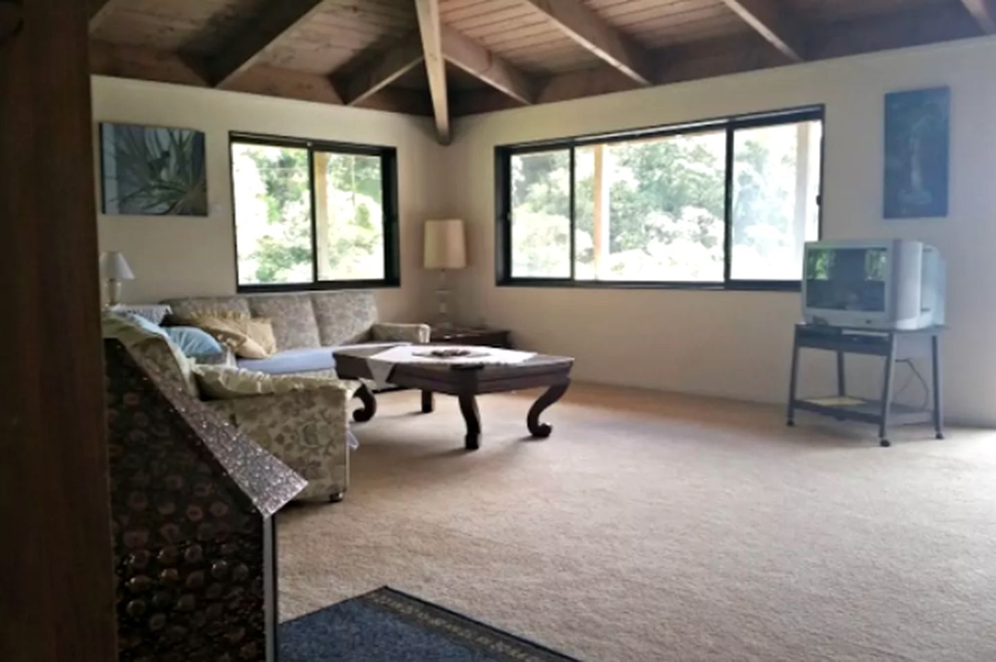 Peaceful Cabin Getaway Surrounded by Breathtaking Nature in Opononi, North Island