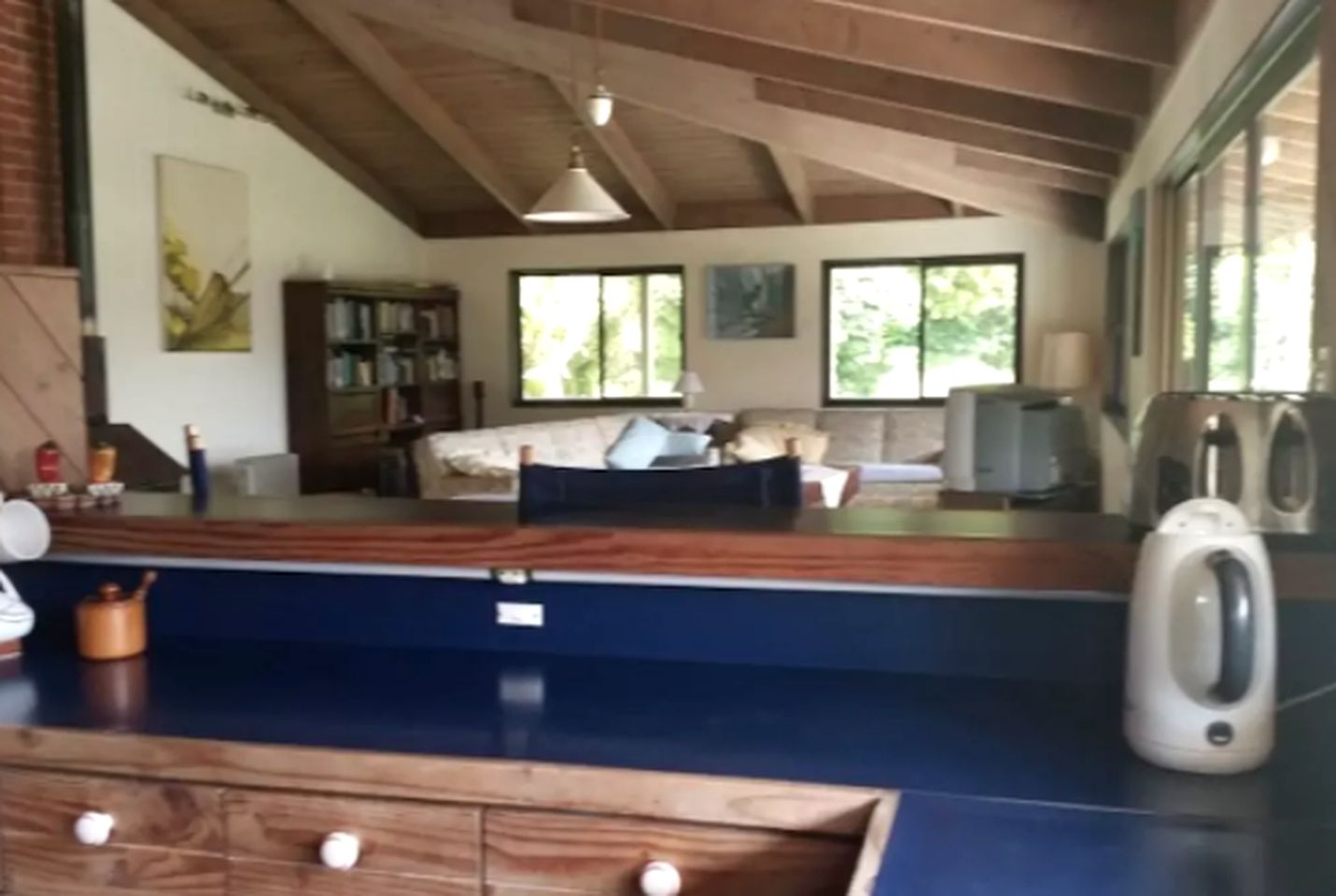 Peaceful Cabin Getaway Surrounded by Breathtaking Nature in Opononi, North Island