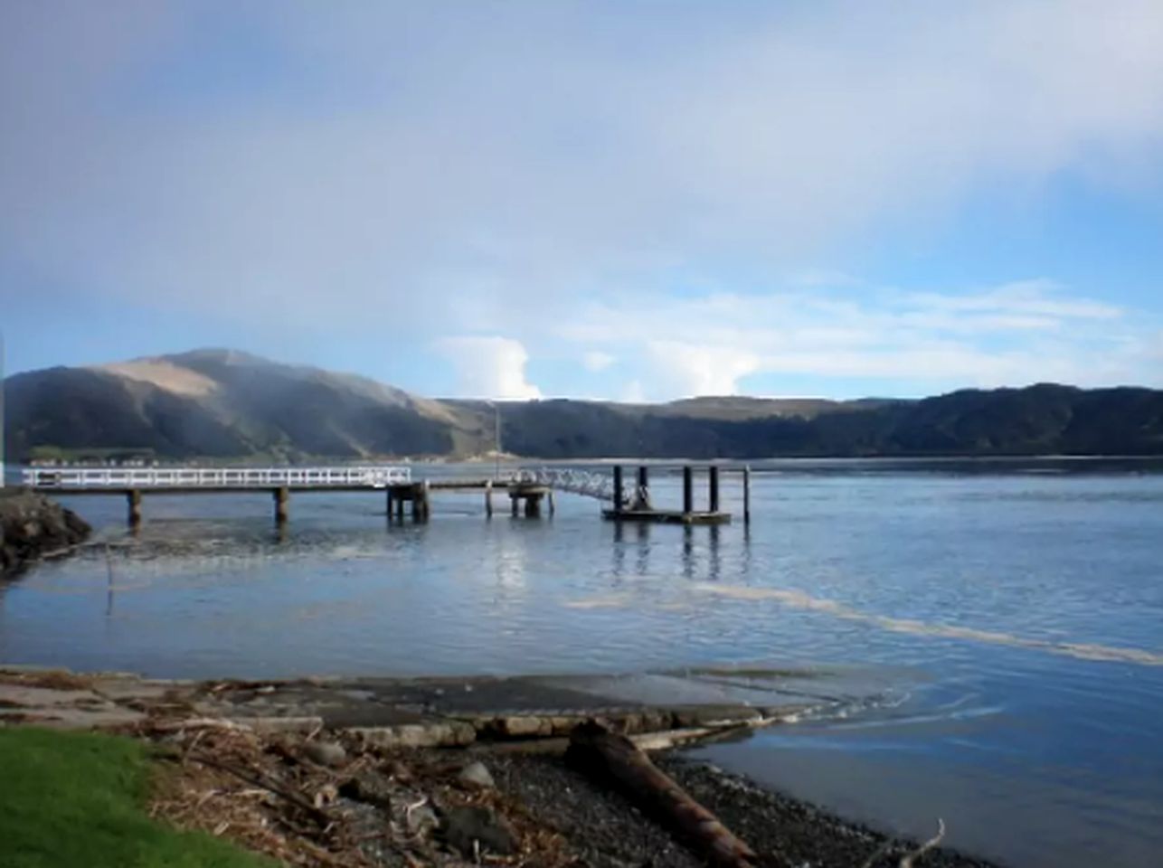 Peaceful Cabin Getaway Surrounded by Breathtaking Nature in Opononi, North Island