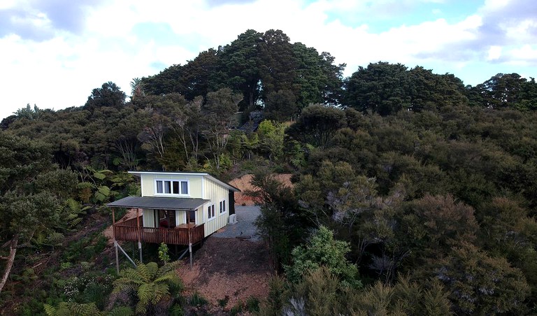 Cabins (Ngunguru, North Island, New Zealand)