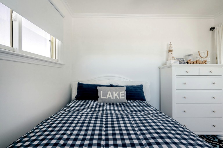 Cottages (Canada, Leamington, Ontario)