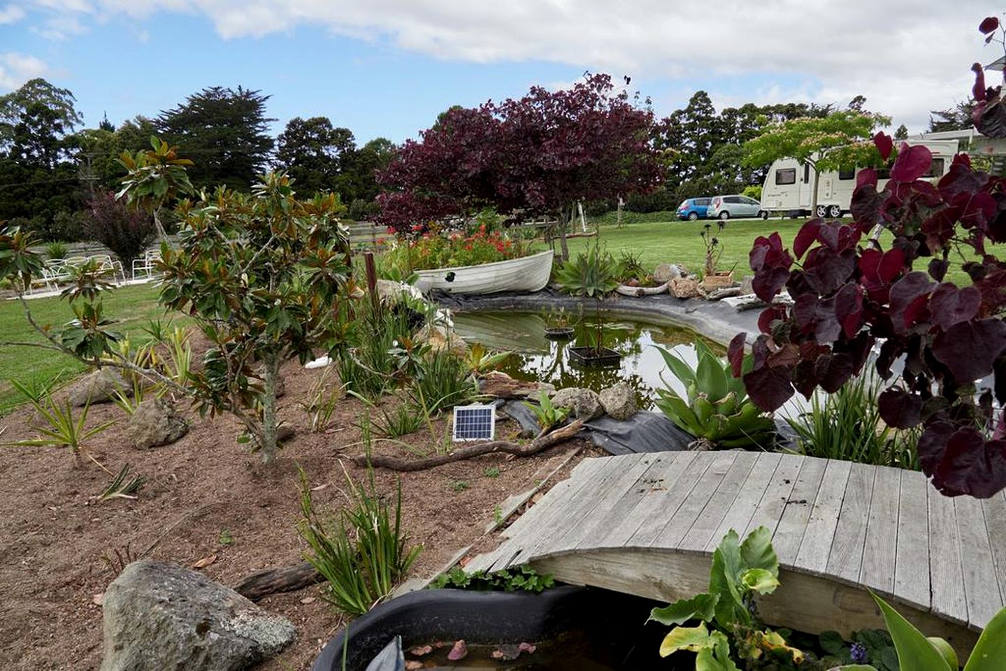 Romantic Getaway Accommodation with Breathtaking Views in Waitoki, North Island