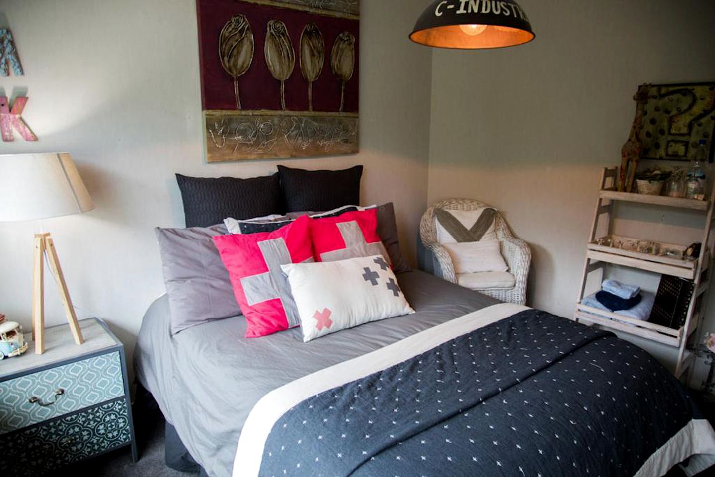 Luxury Getaway with Hot Tub in Otorohanga, North Island