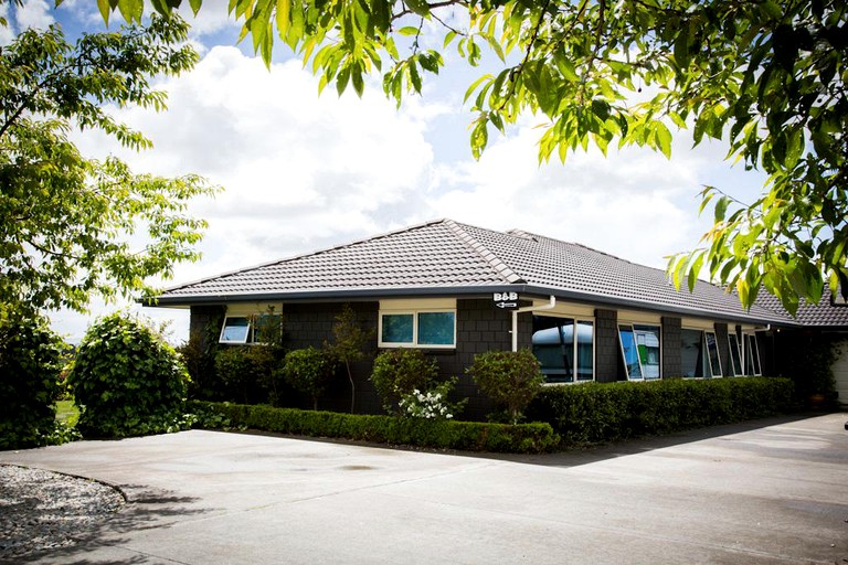 Nature Lodges (Otorohanga, North Island, New Zealand)