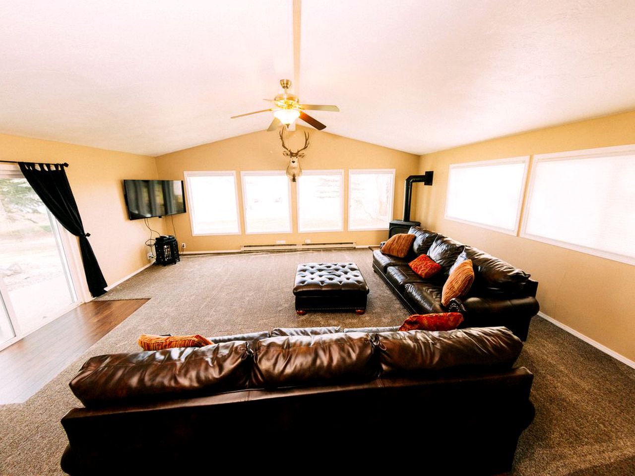 Private Family-Friendly Lodge Perfect for Reunions near Rexburg, Idaho