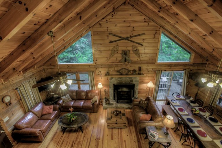Log Cabins (Maggie Valley, North Carolina, United States)