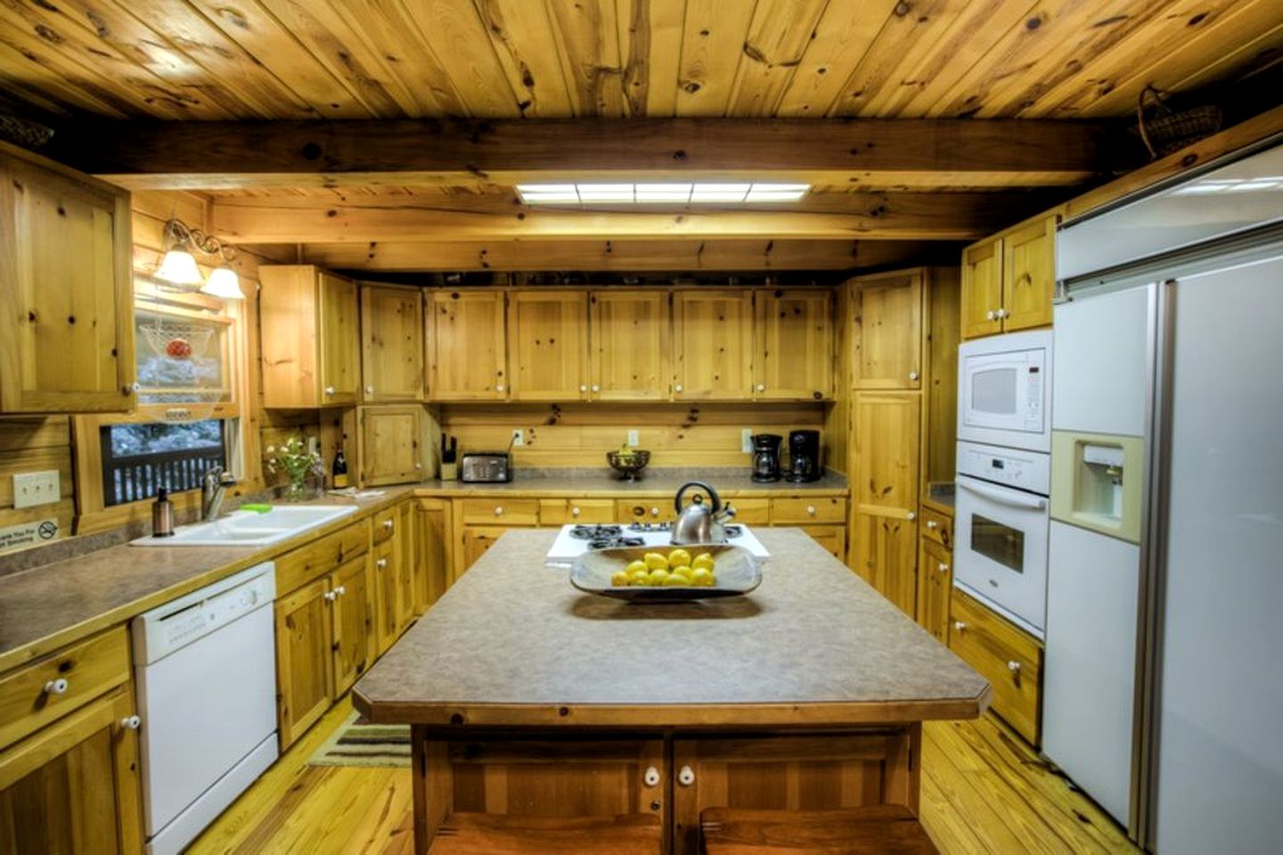 Breathtaking Smoky Mountains Cabin with Hot Tub in Maggie Valley, North Carolina