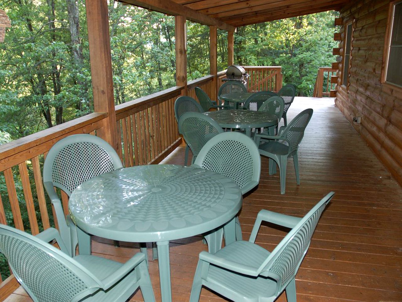 Breathtaking Smoky Mountains Cabin with Hot Tub in Maggie Valley, North Carolina