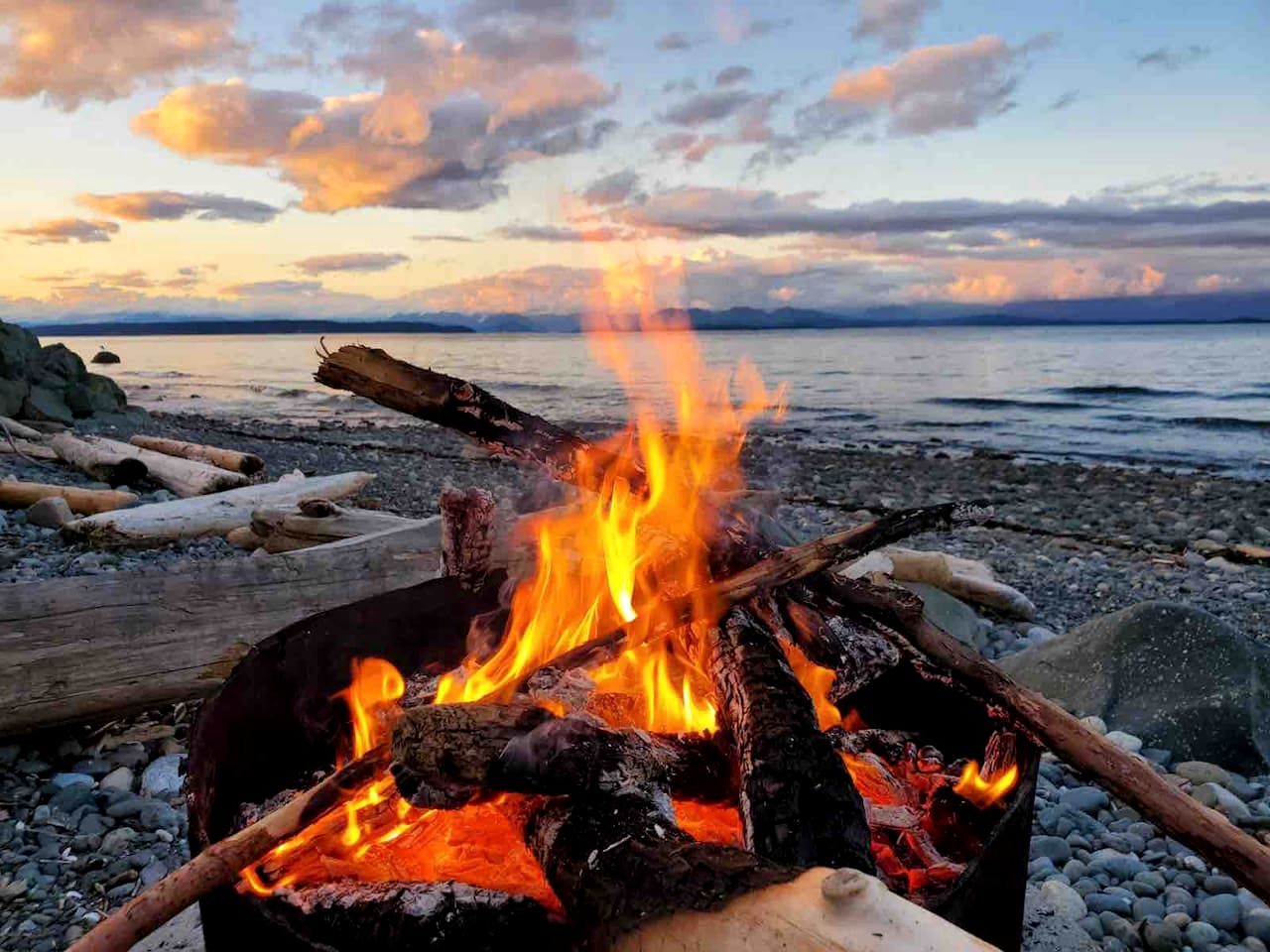 Coastal Oceanfront Retreat with Pebble Beach Access Located Near Stories Beach in Campbell River, BC