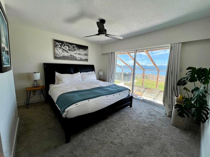 Vacation Rentals (Canada, Campbell River, British Columbia)