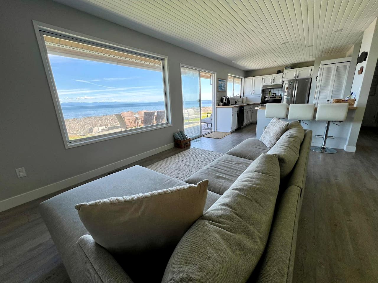 Coastal Oceanfront Retreat with Pebble Beach Access Located Near Stories Beach in Campbell River, BC