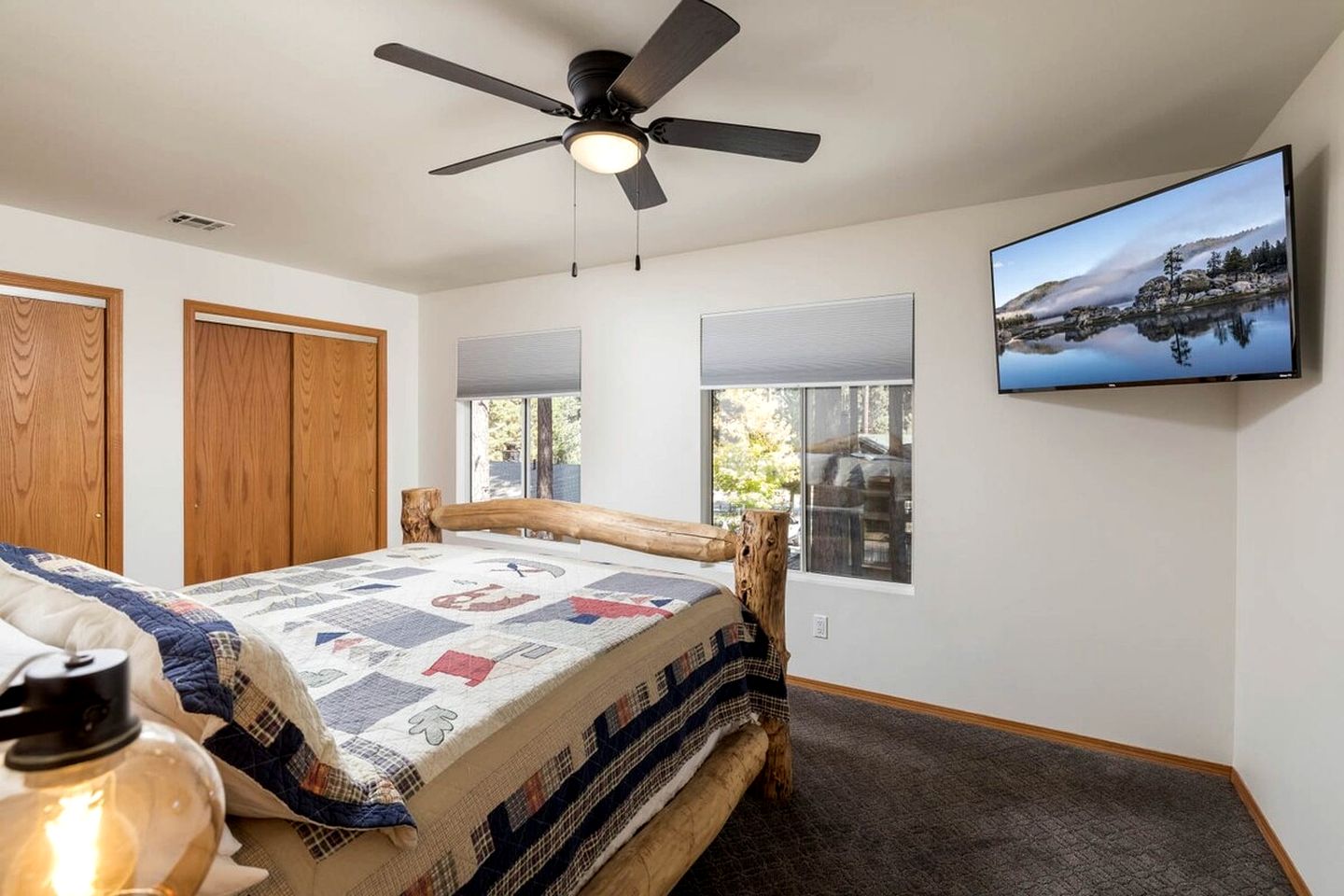 Impressive Cottage with Hot-tub and Games in Big Bear Lake, California