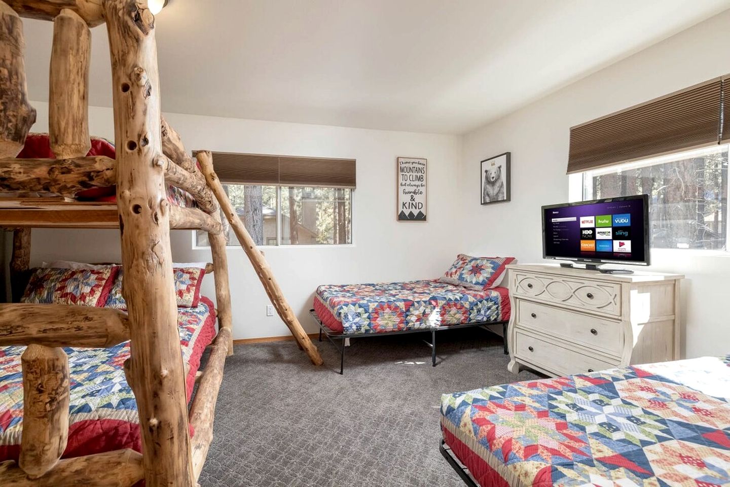 Impressive Cottage with Hot-tub and Games in Big Bear Lake, California