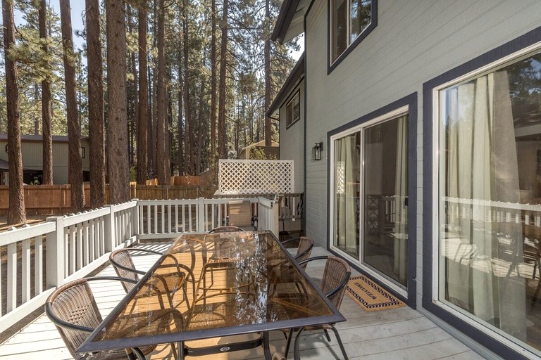 Cottages (United States of America, Big Bear Lake, California)