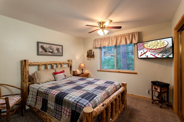 Cabins (United States of America, Big Bear Lake, California)