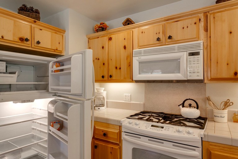 Cabins (United States of America, Big Bear Lake, California)