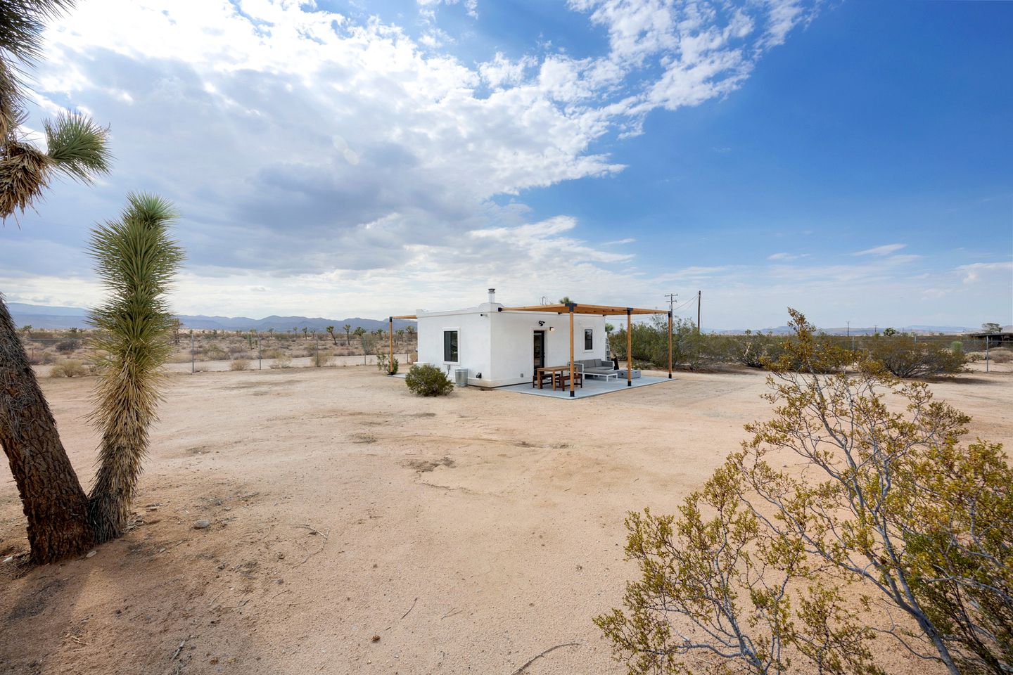 Modern Design Cabin with Fire Pit and Picnic Space in Yucca Valley, California