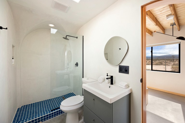 Cabins (United States of America, Yucca Valley, California)