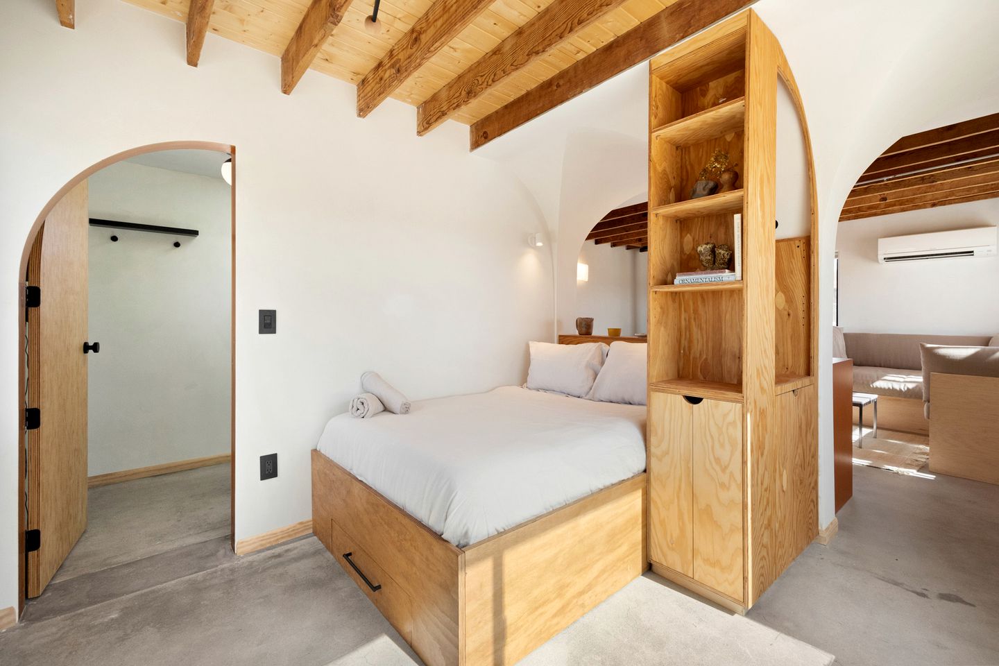 Modern Design Cabin with Fire Pit and Picnic Space in Yucca Valley, California