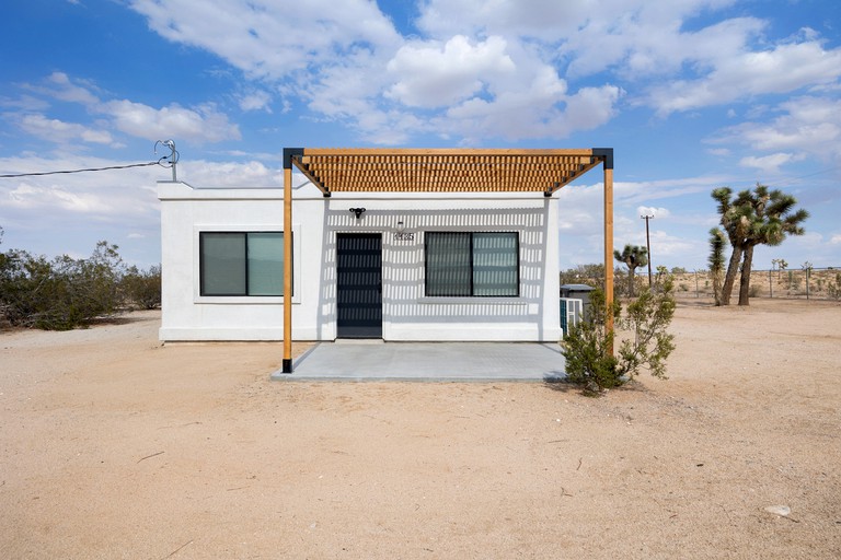 Cabins (United States of America, Yucca Valley, California)