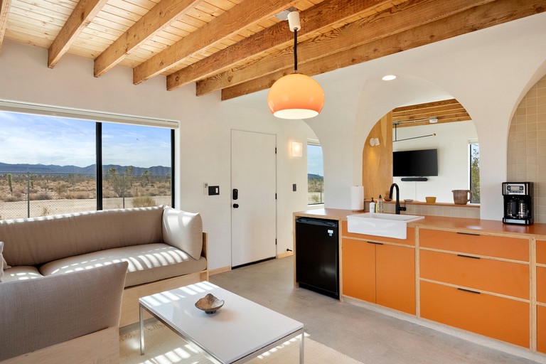 Cabins (United States of America, Yucca Valley, California)