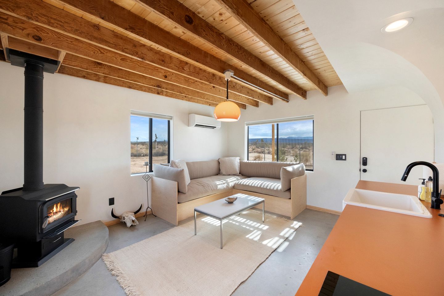 Modern Design Cabin with Fire Pit and Picnic Space in Yucca Valley, California