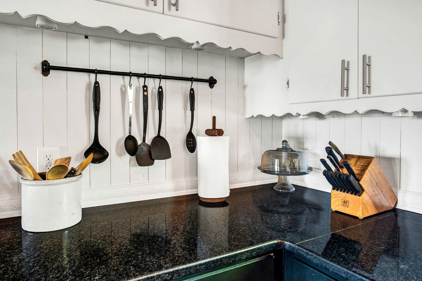 Serene Hilltop Brick Retreat with Panoramic Views Near Fredericksburg, Texas