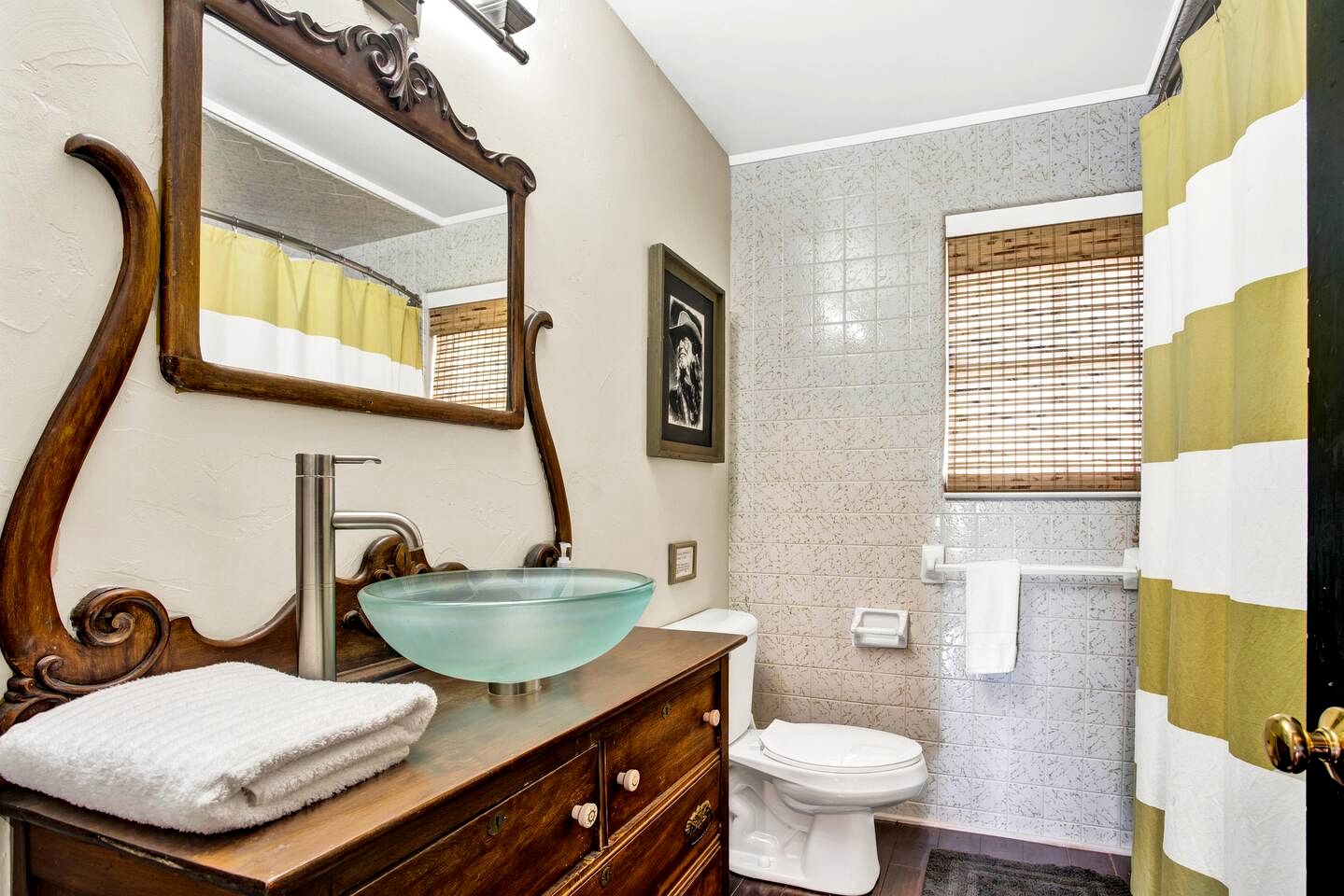 Serene Hilltop Brick Retreat with Panoramic Views Near Fredericksburg, Texas