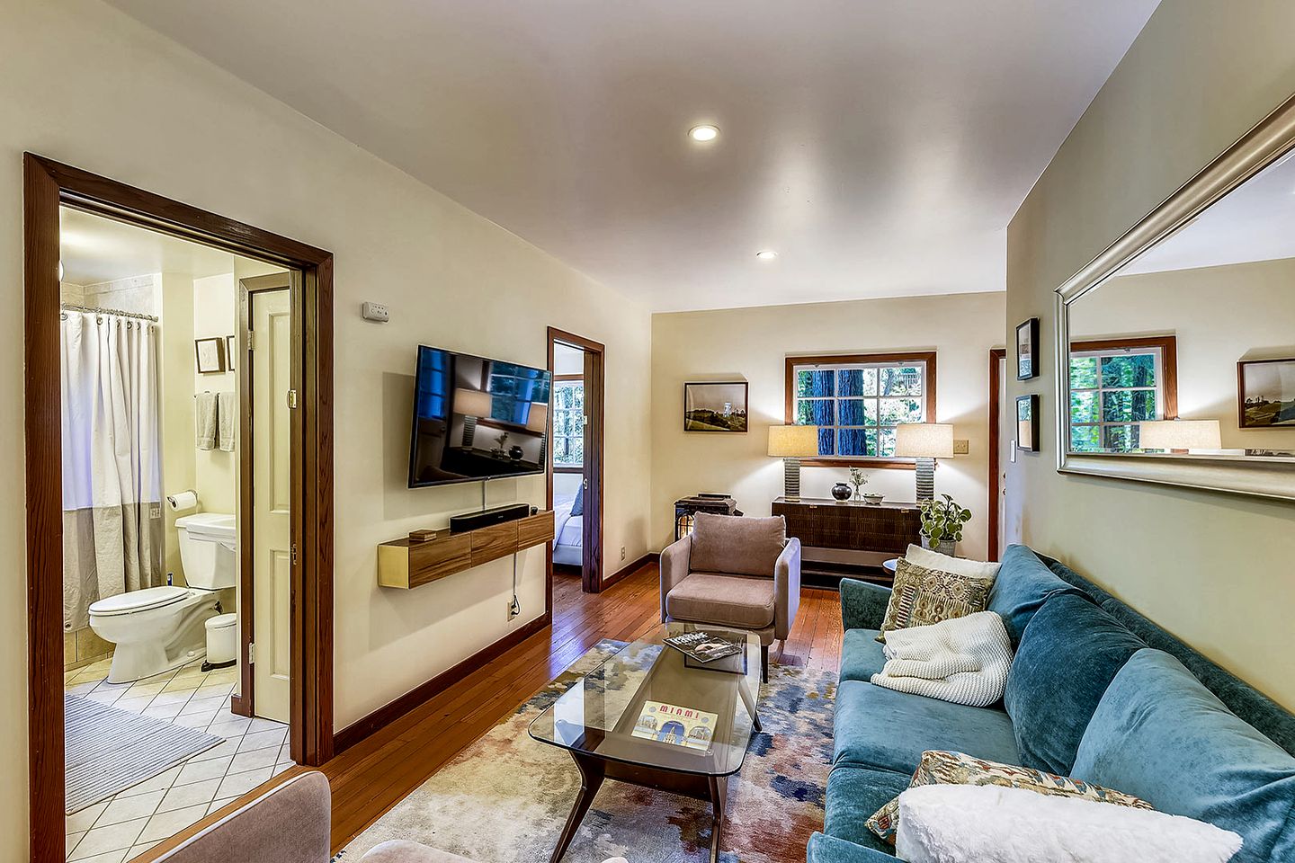 Handsomely Renewed Cabin with Spa Perfect for a Family Escape in Guerneville, California