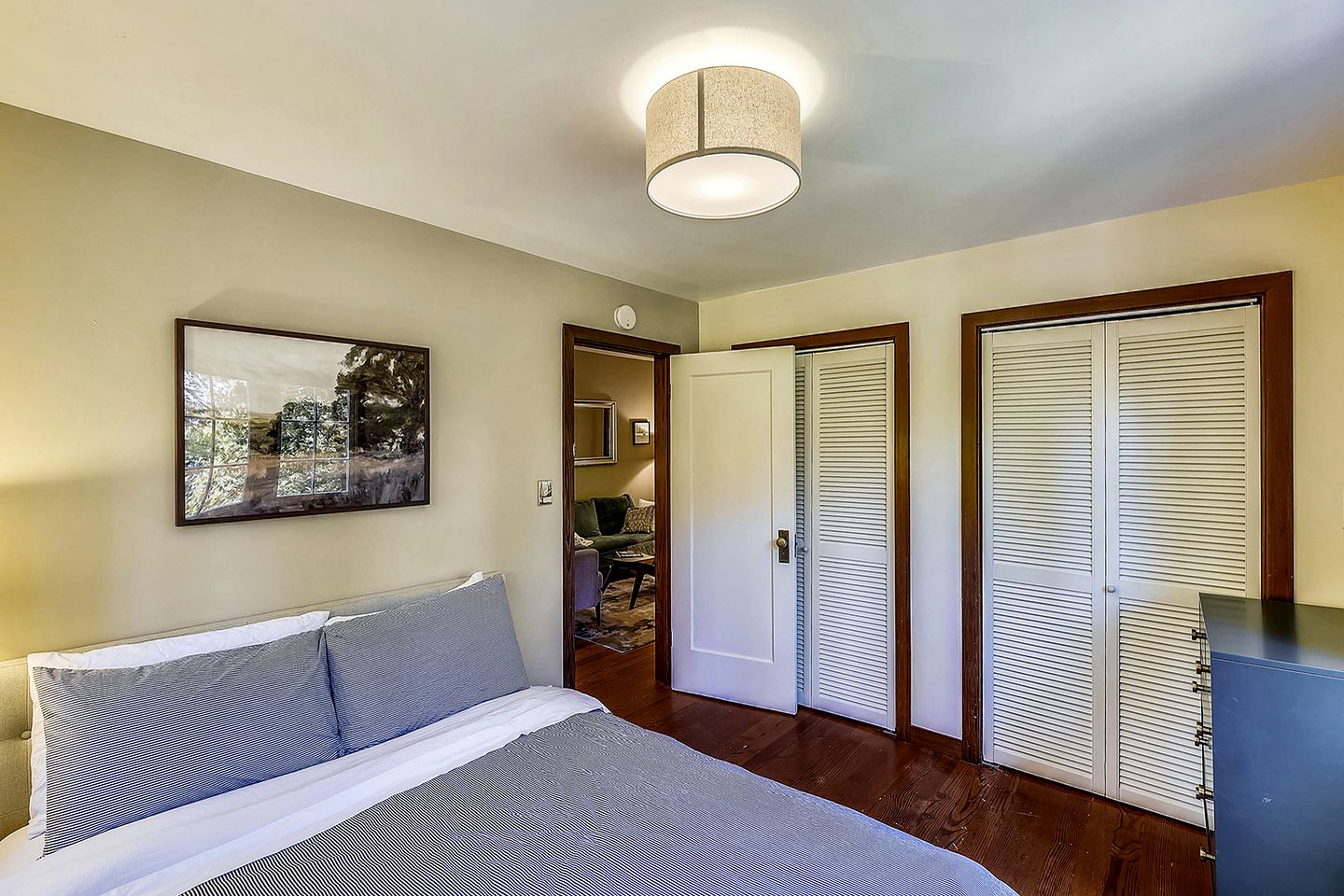 Handsomely Renewed Cabin with Spa Perfect for a Family Escape in Guerneville, California