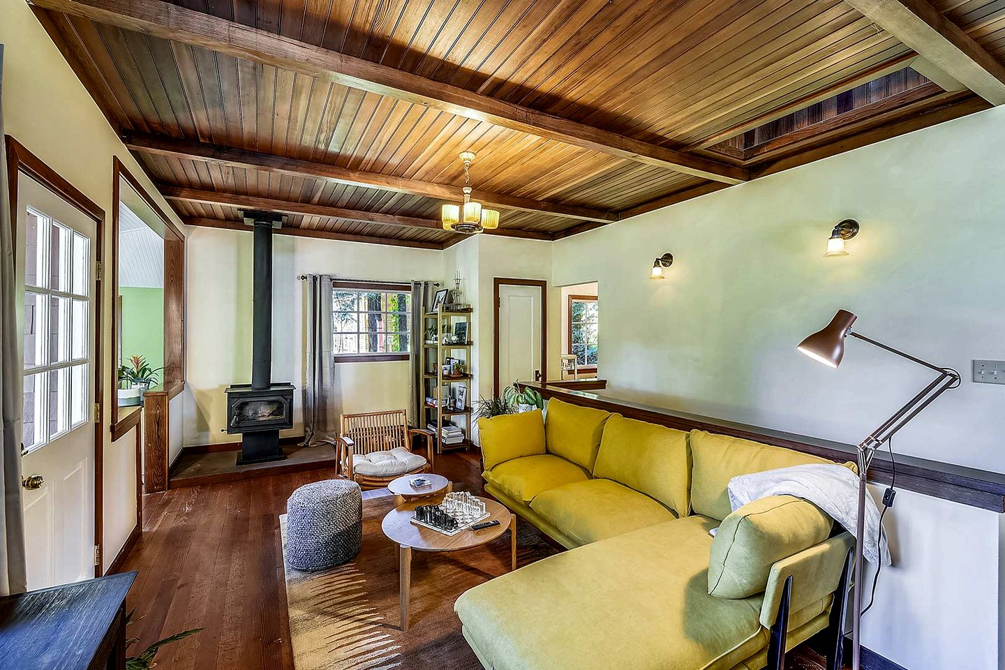 Handsomely Renewed Cabin with Spa Perfect for a Family Escape in Guerneville, California