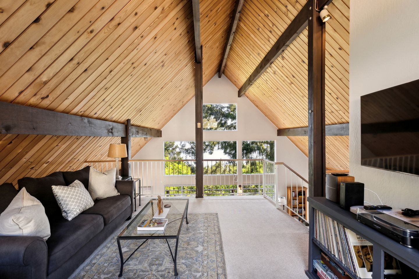 Charming A-Frame with Stunning Views in Kelseyville, California